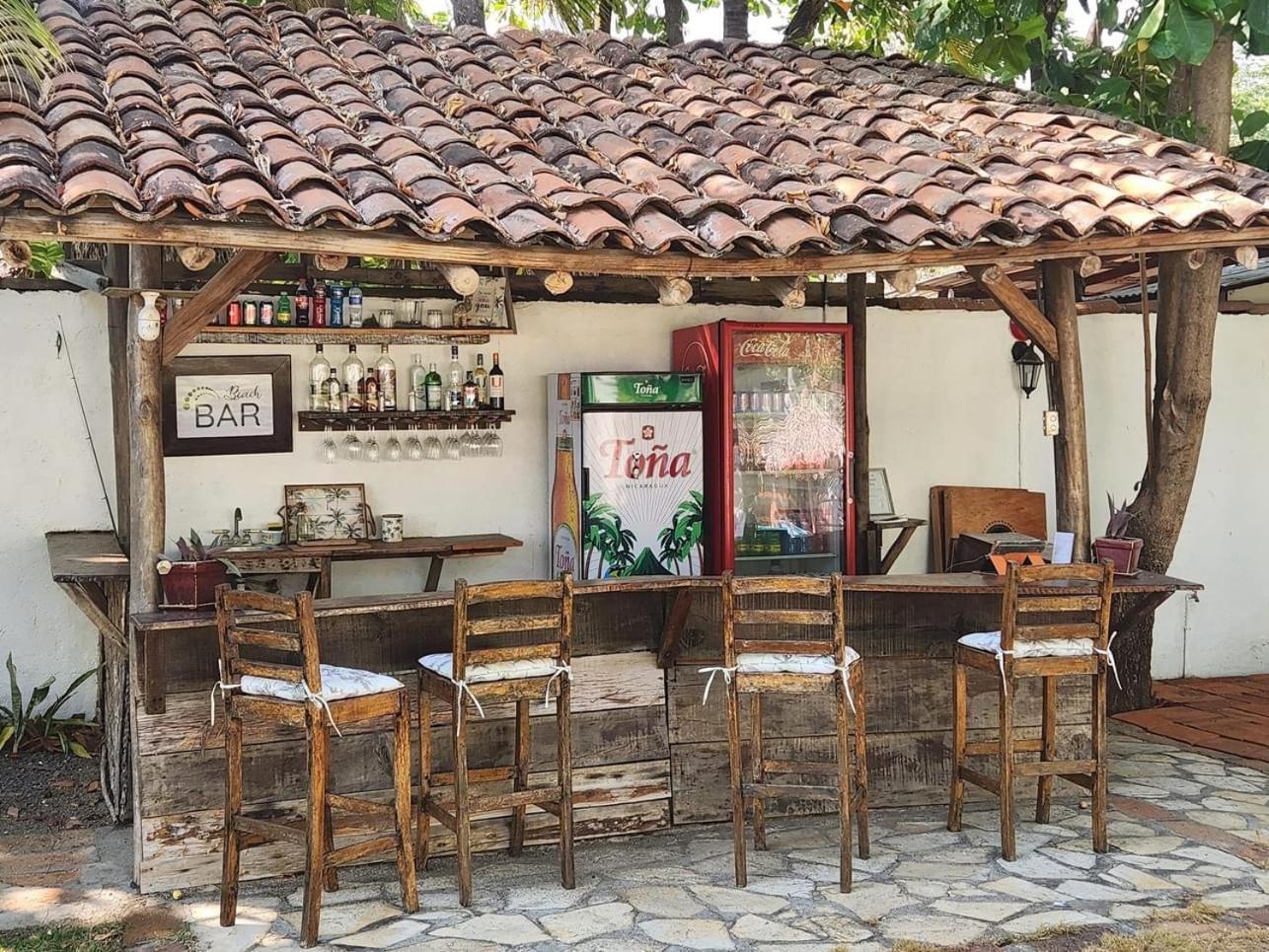 Hotel Tranquilo Las Peñitas 外观 照片