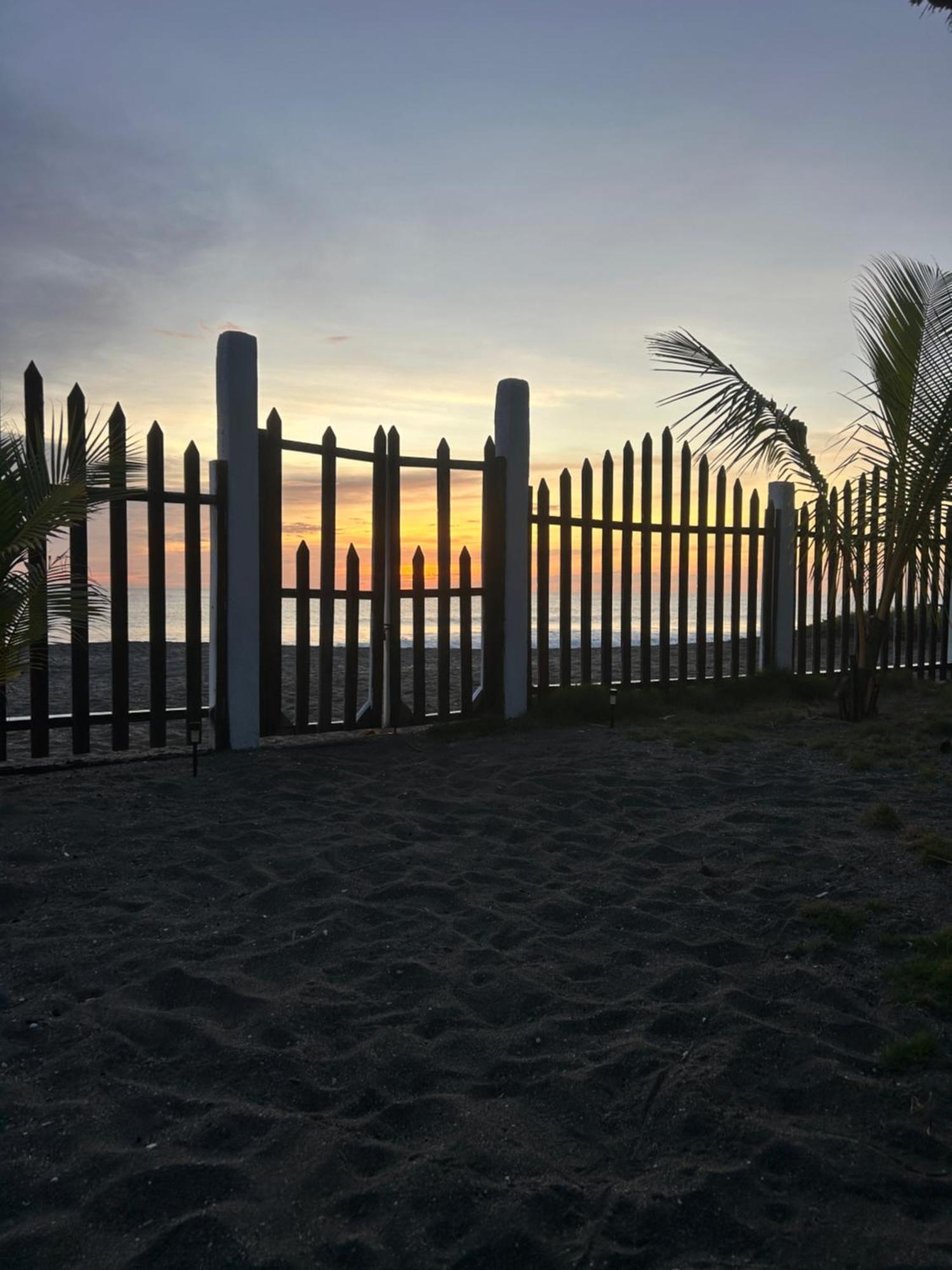 Hotel Tranquilo Las Peñitas 外观 照片
