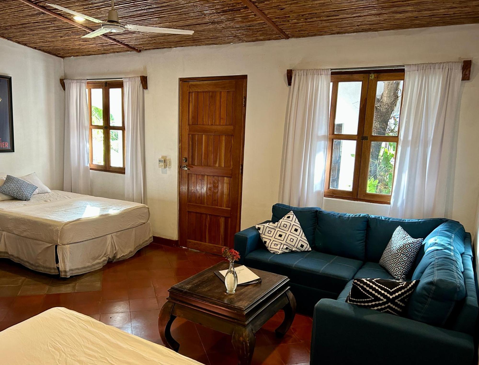 Hotel Tranquilo Las Peñitas 外观 照片